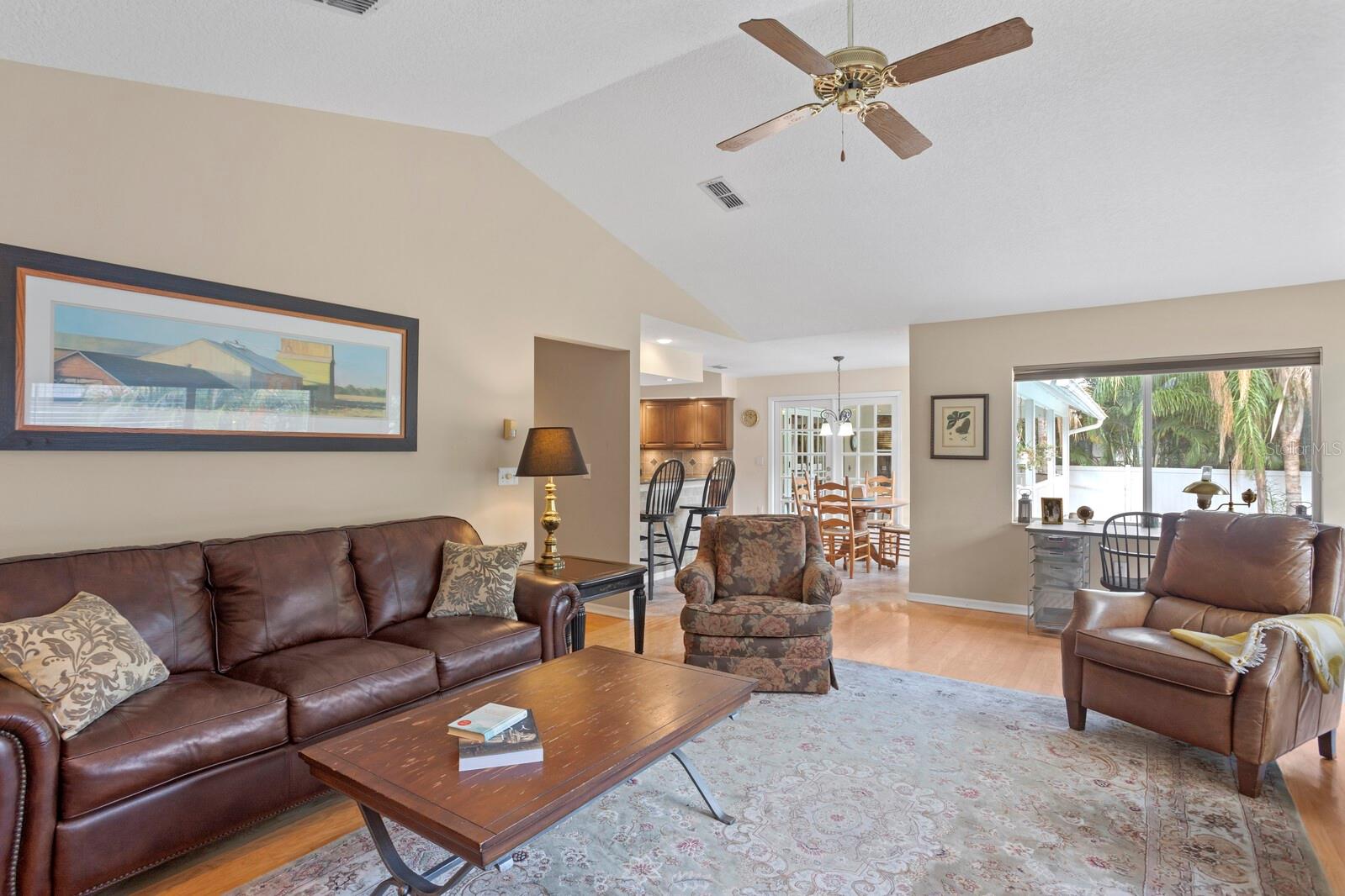 Image 24 of 44 For 4311 Beach Park Drive