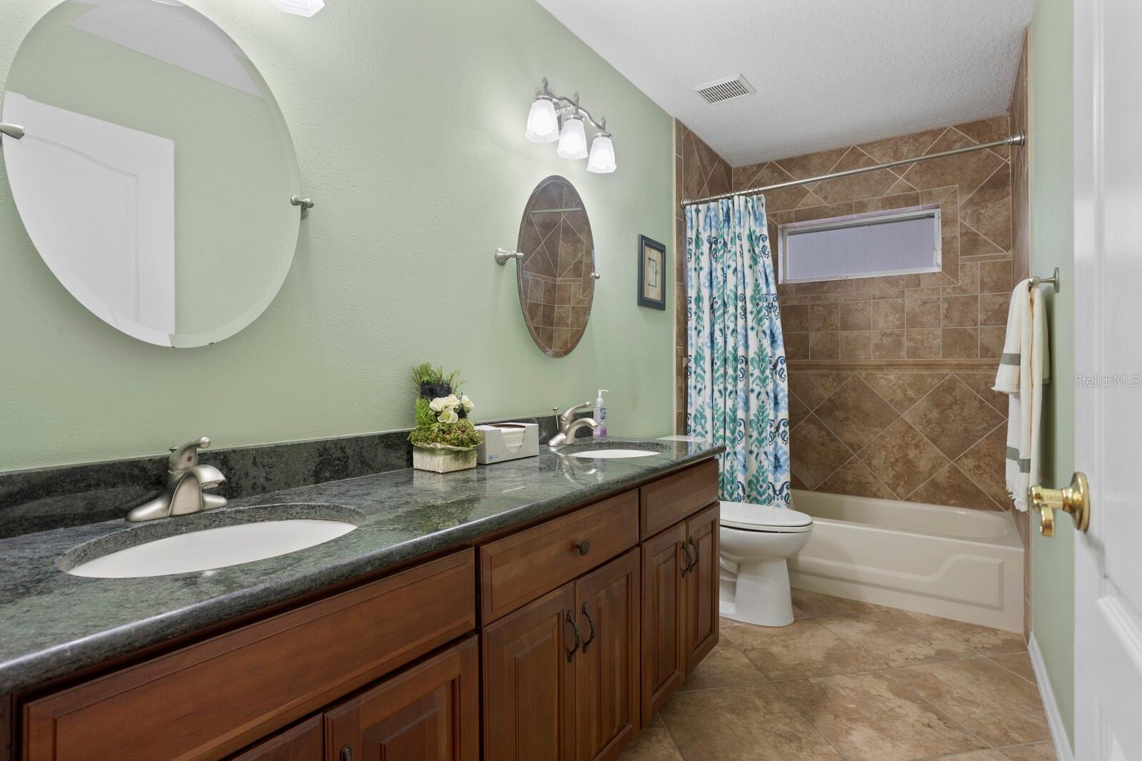 Image 30 of 44 For 4311 Beach Park Drive