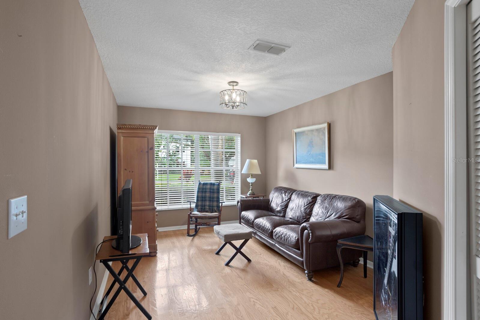 Image 33 of 44 For 4311 Beach Park Drive