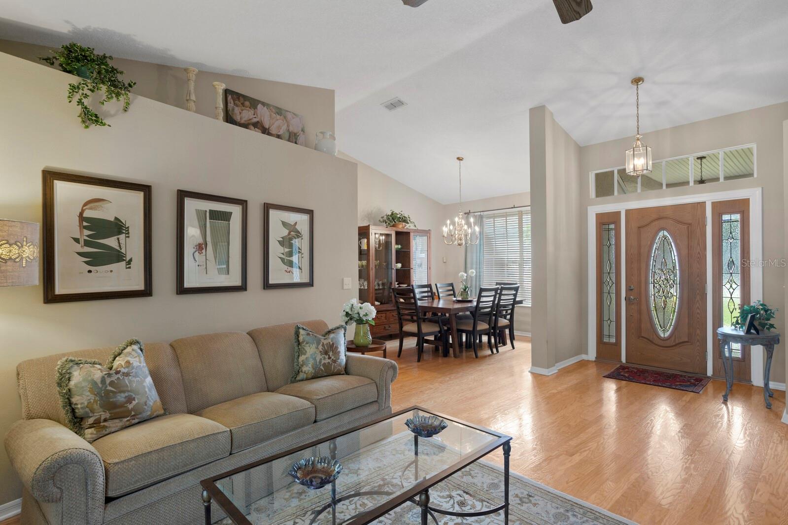 Image 6 of 44 For 4311 Beach Park Drive