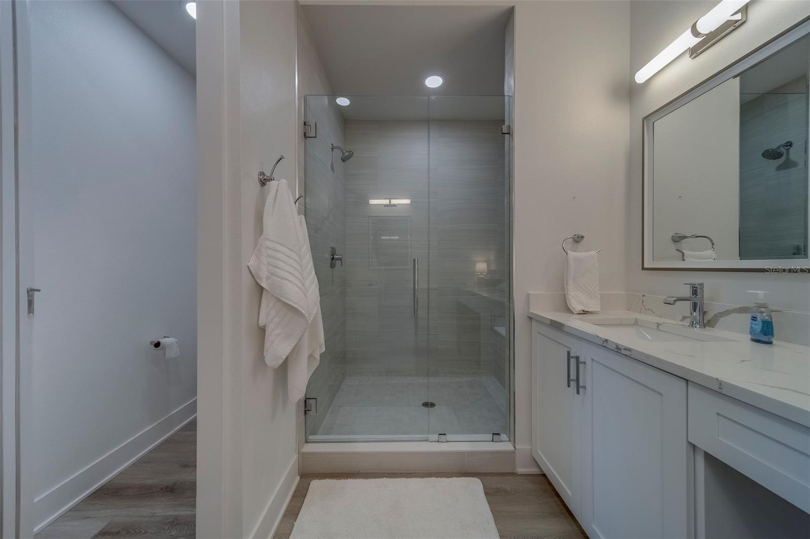 Image 22 of 59 For 400 150th Avenue 407