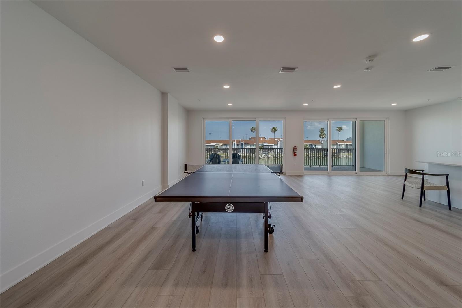 Image 46 of 59 For 400 150th Avenue 407