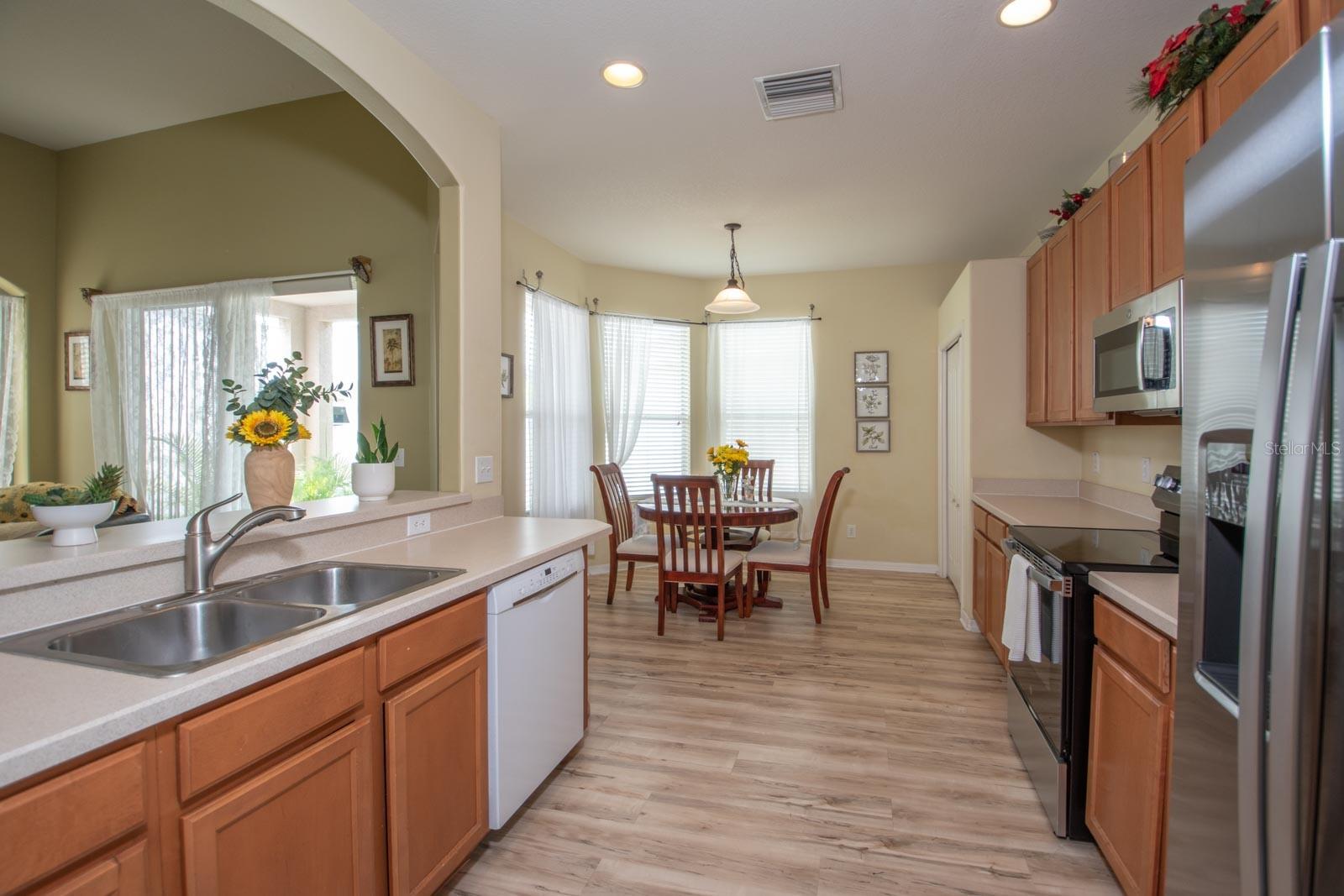 Image 13 of 36 For 11021 Silver Dancer Drive