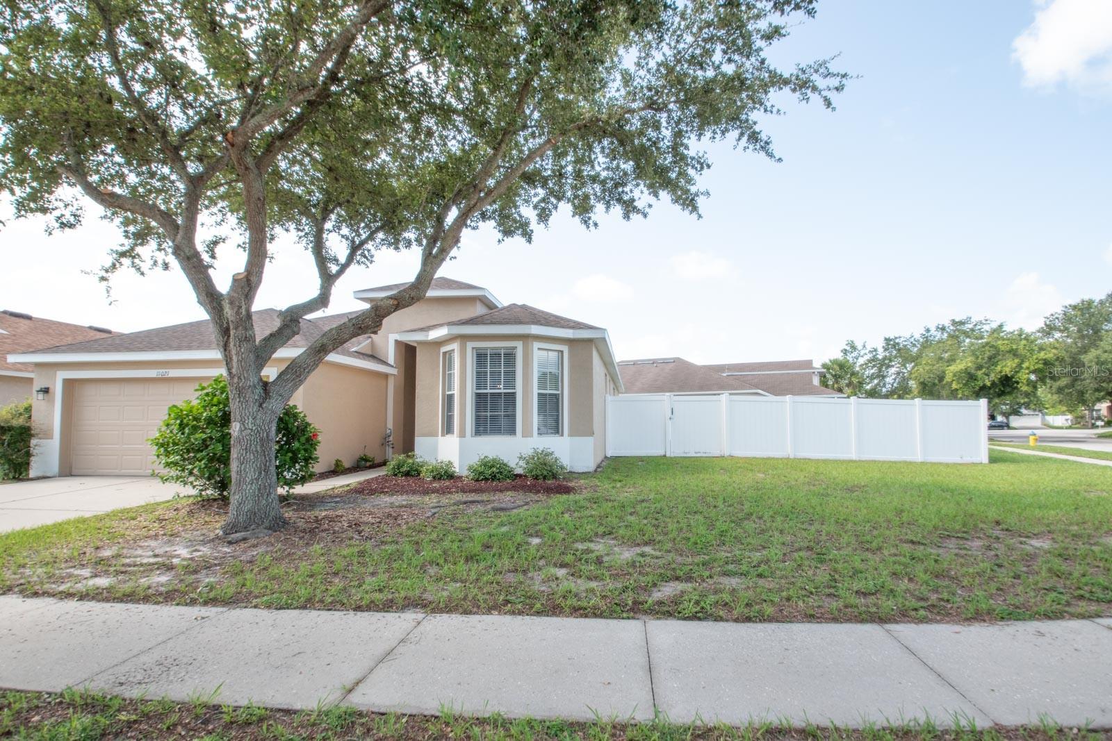 Image 2 of 36 For 11021 Silver Dancer Drive
