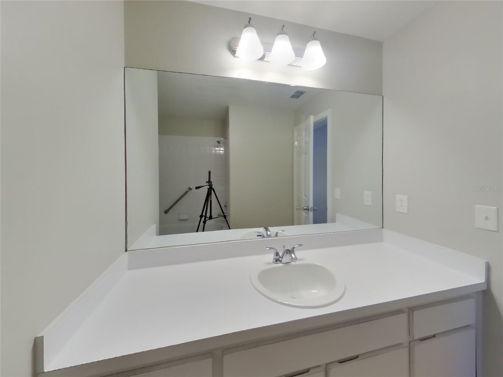 Image 14 of 21 For 2227 Groveland Drive