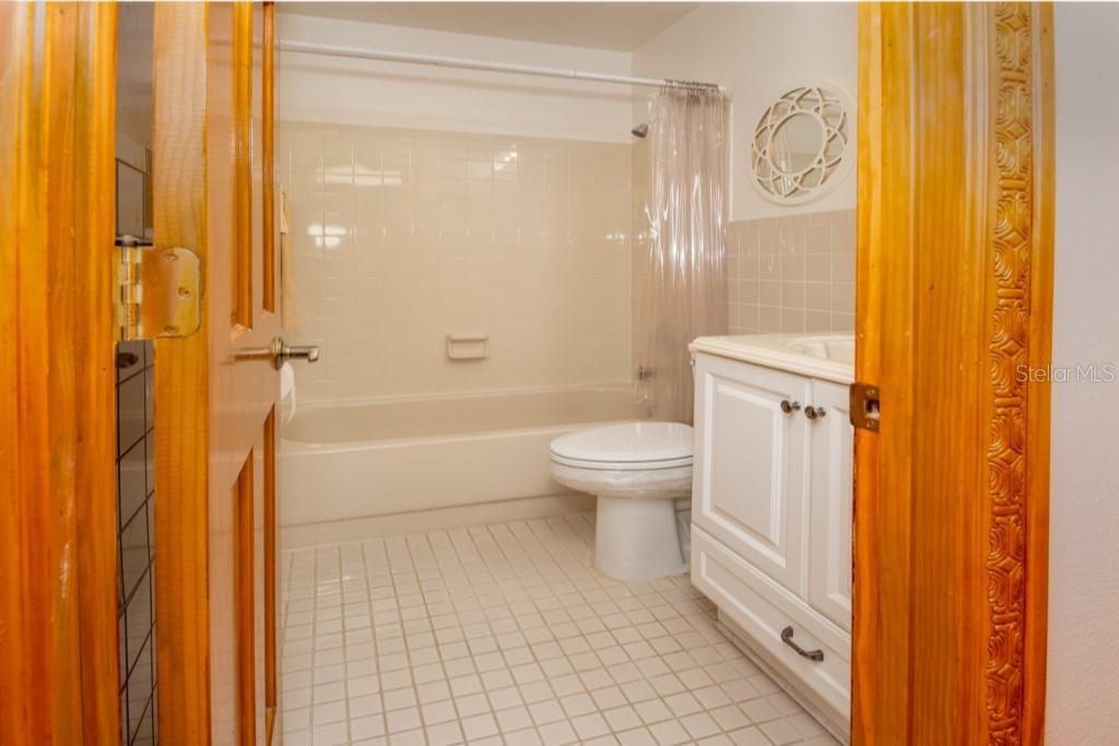 Image 19 of 66 For 3010 Beecher Drive E A