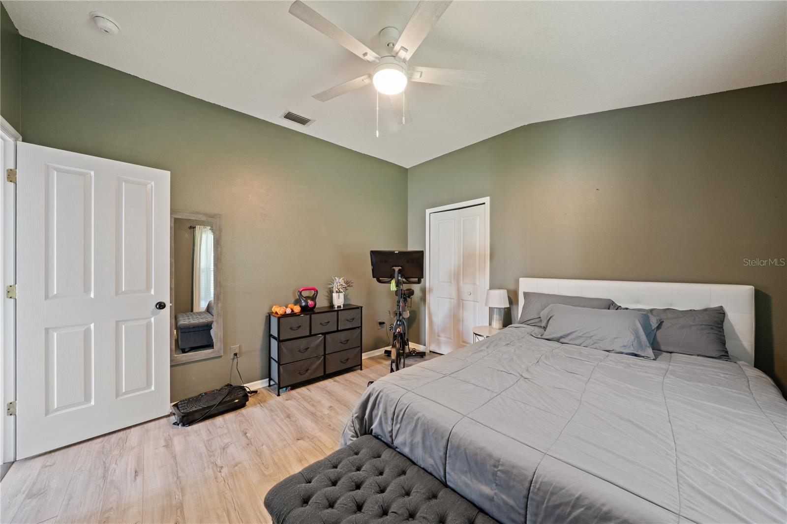 Image 24 of 62 For 1447 Stetson Drive