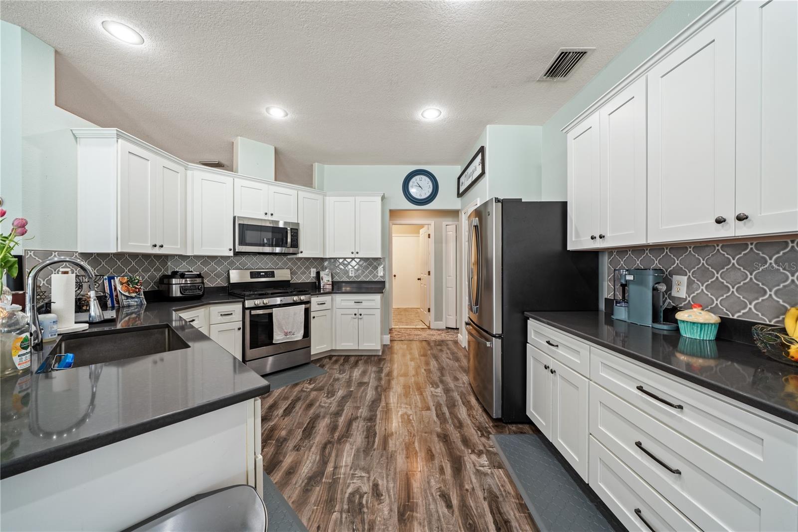 Image 9 of 62 For 1447 Stetson Drive