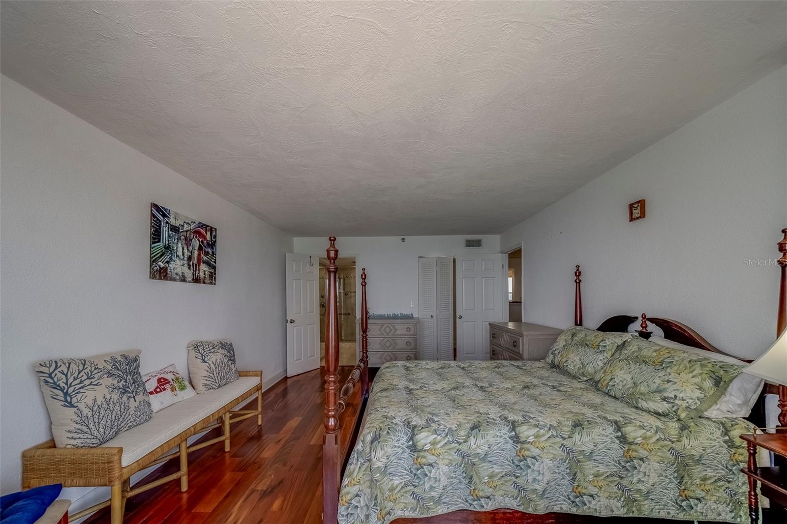 Image 18 of 52 For 17900 Gulf Boulevard 12c