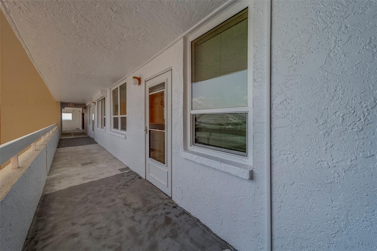Image 2 of 52 For 17900 Gulf Boulevard 12c