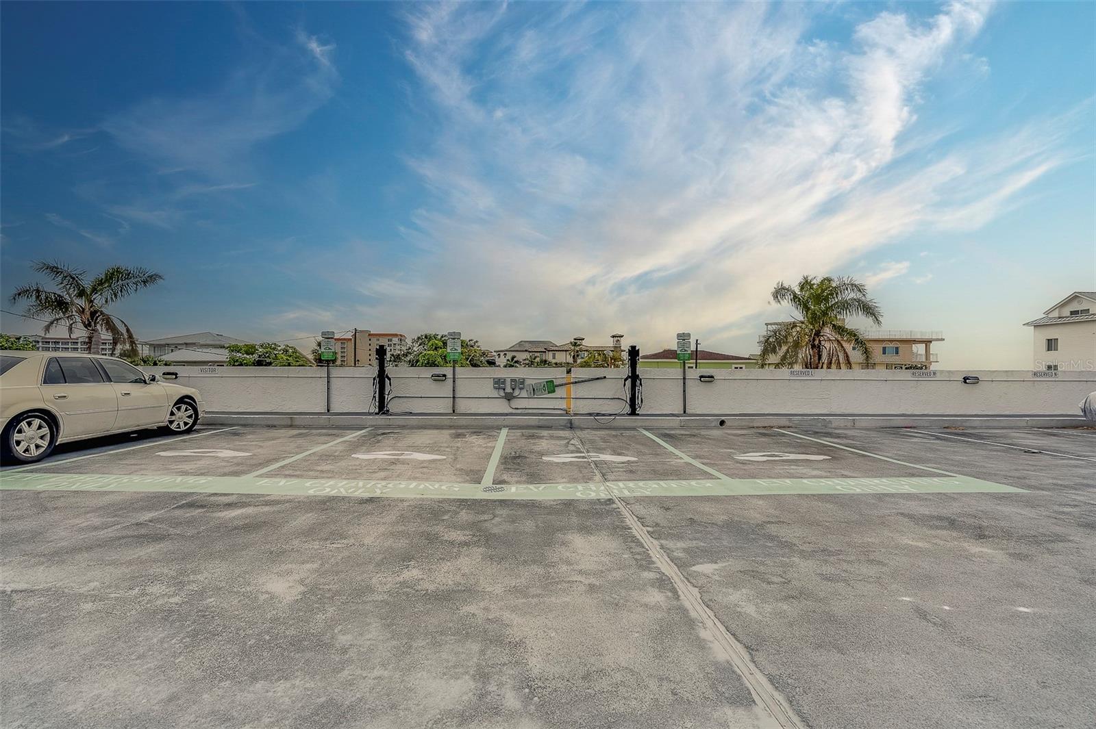 Image 44 of 52 For 17900 Gulf Boulevard 12c