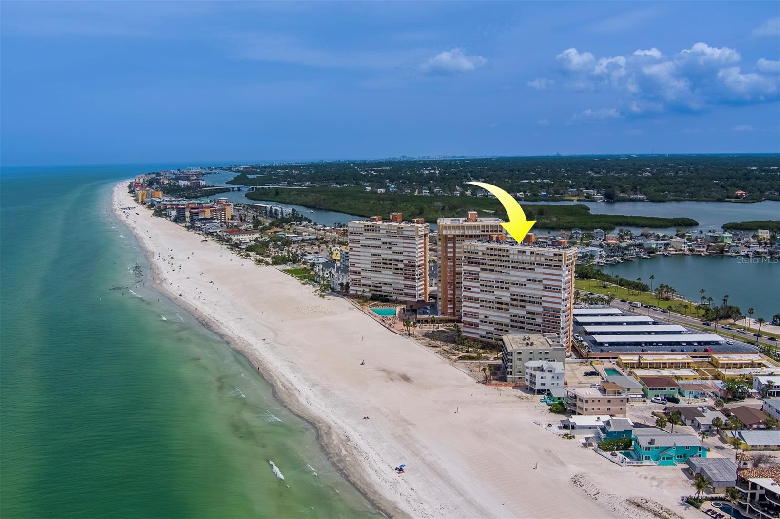 Image 47 of 52 For 17900 Gulf Boulevard 12c
