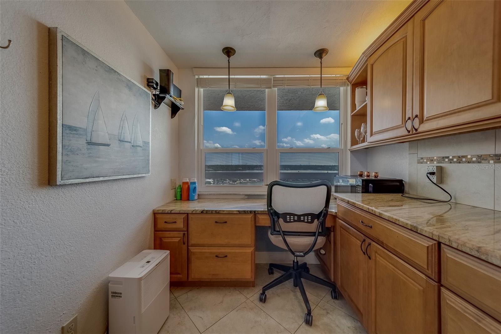 Image 7 of 52 For 17900 Gulf Boulevard 12c