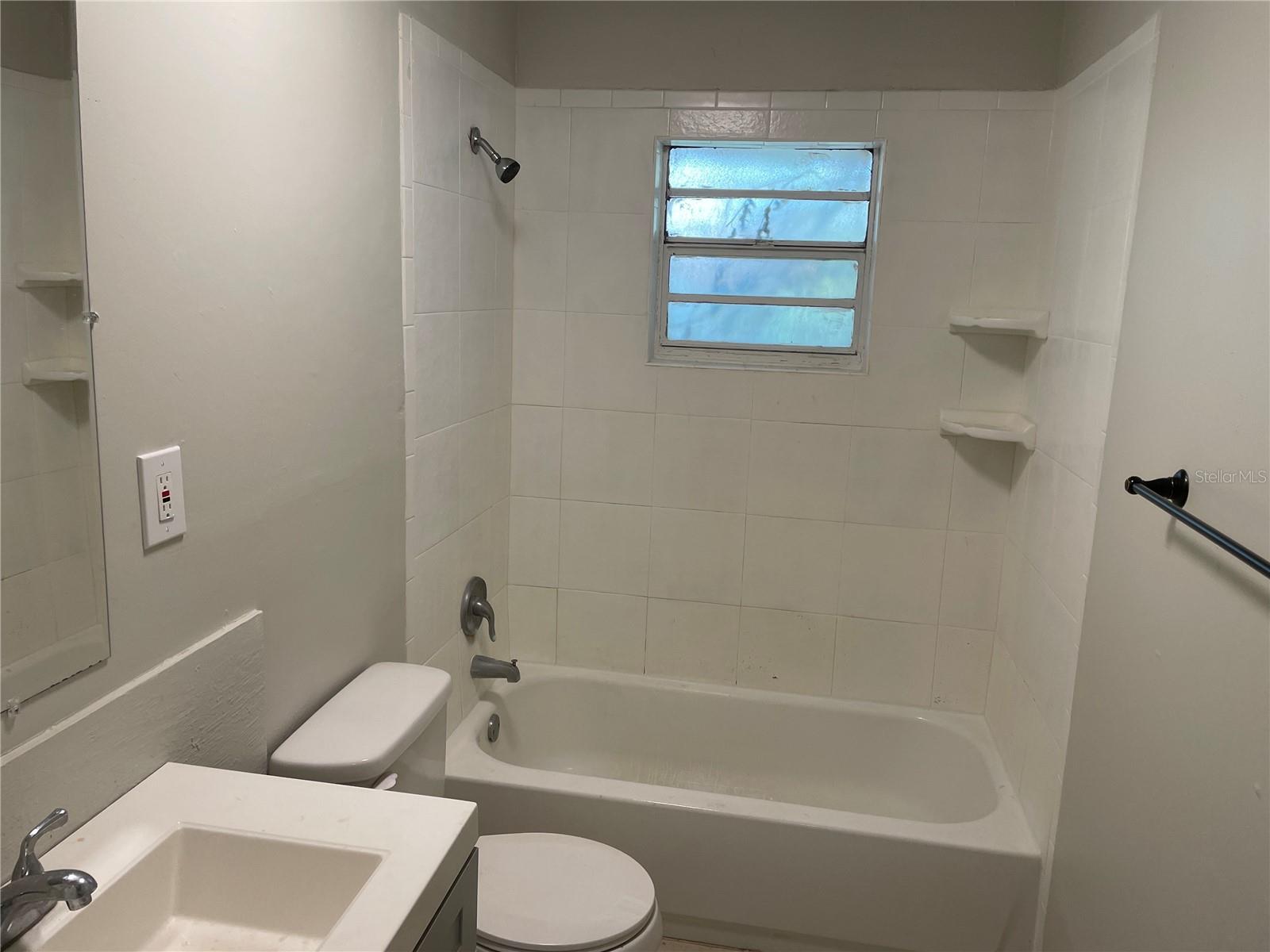 Image 6 of 8 For 1902 42nd Street A