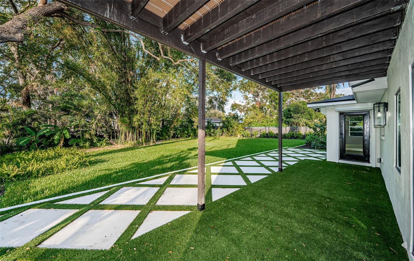 Image 41 of 95 For 3165 Renatta Drive