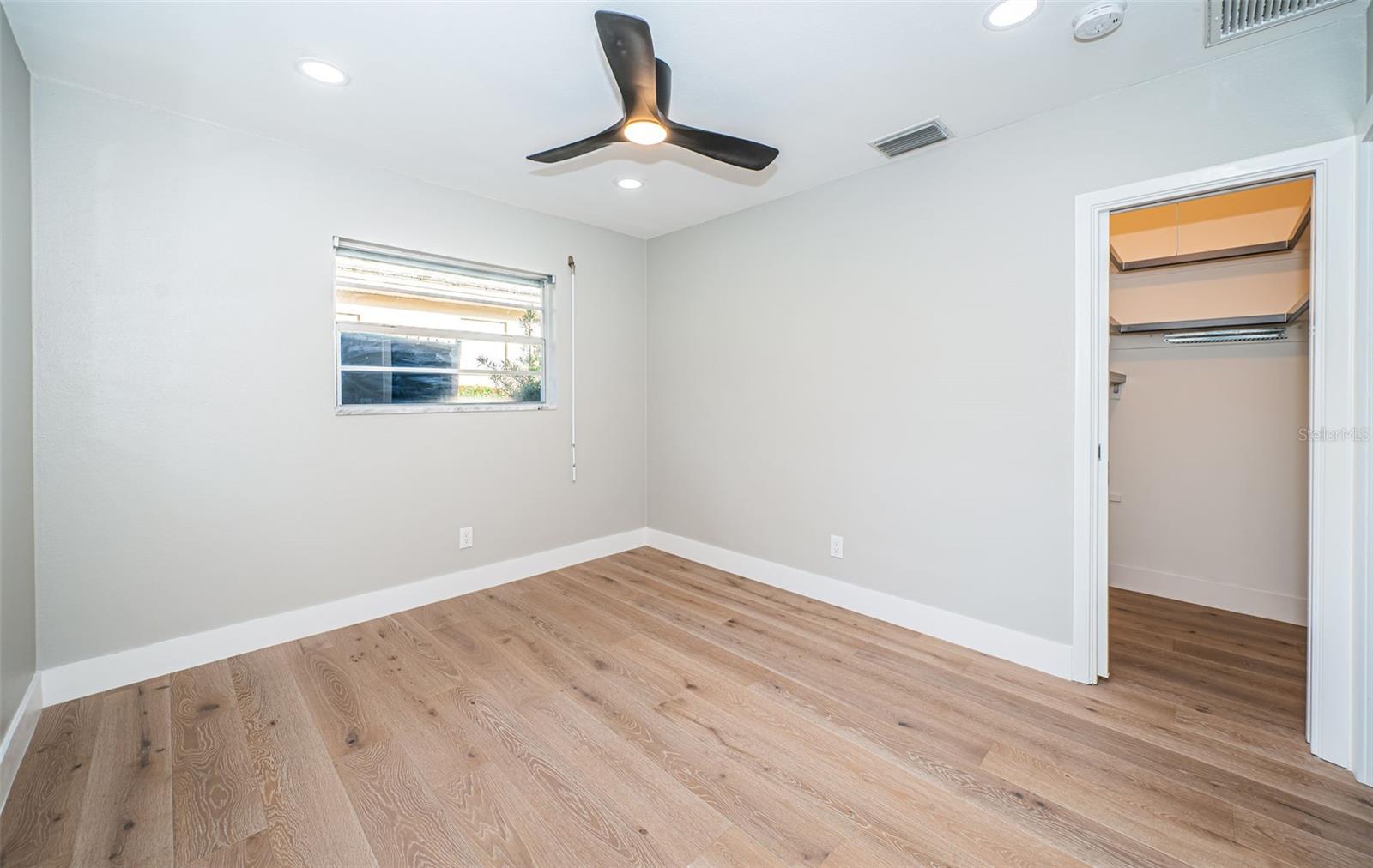 Image 49 of 95 For 3165 Renatta Drive
