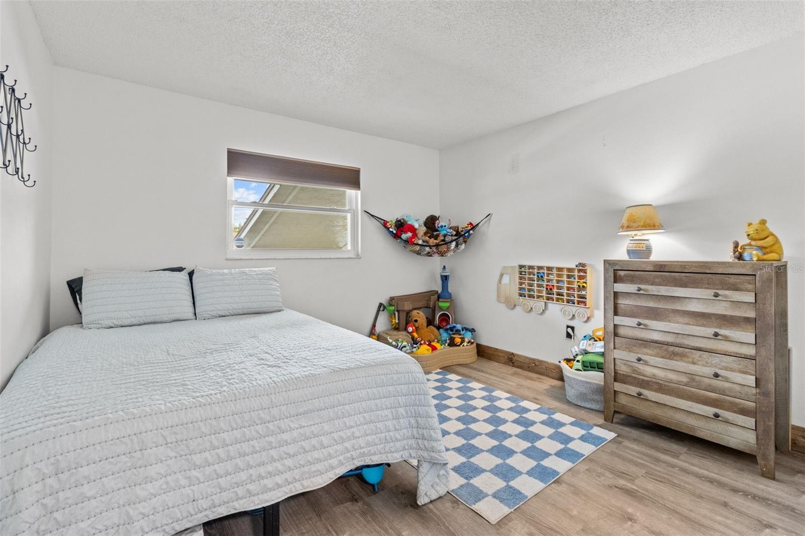 Image 18 of 37 For 9821 113th Street 201