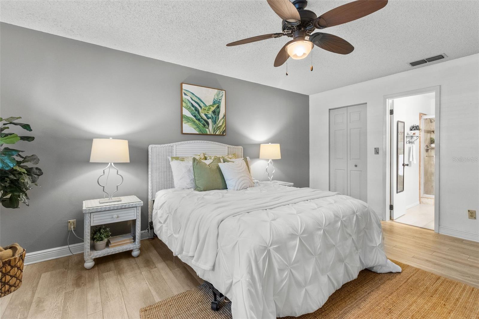 Image 18 of 50 For 6190 80th Street N 102