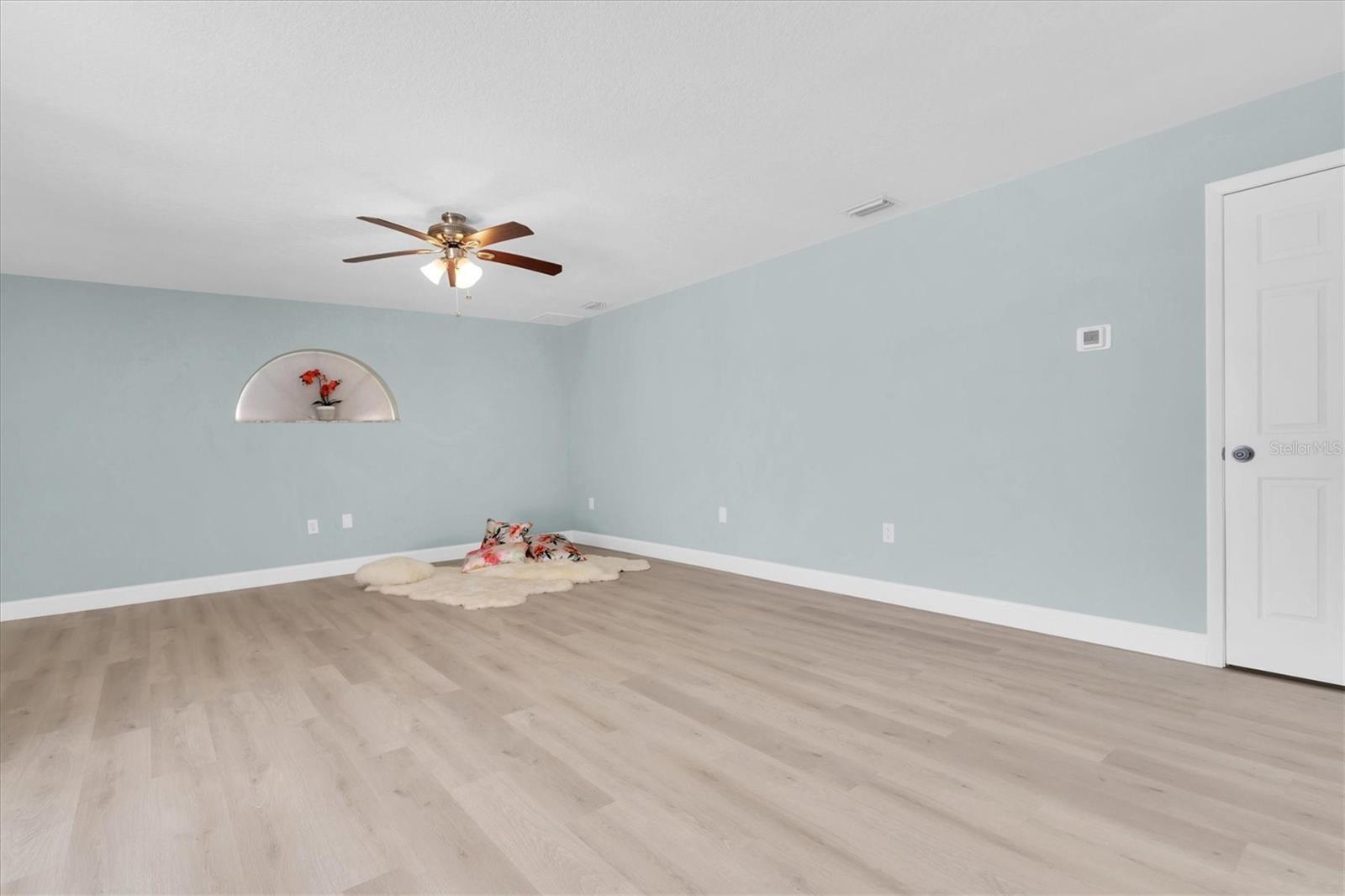 Image 24 of 53 For 4055 Floramar Terrace