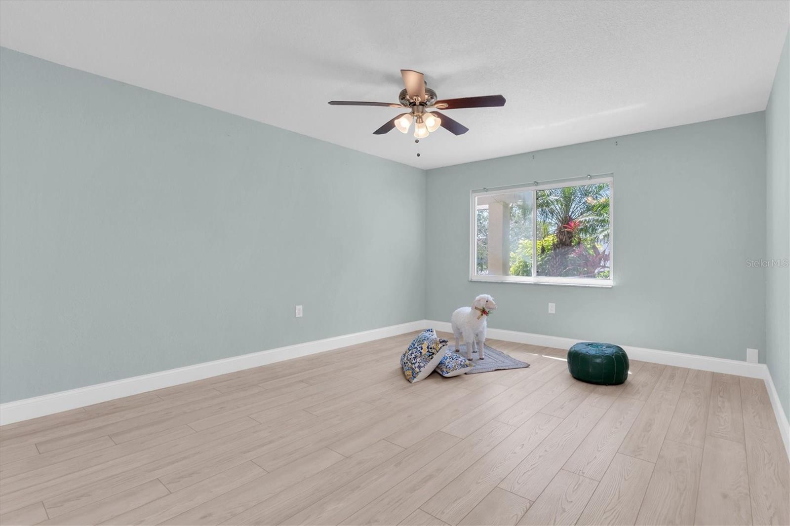 Image 28 of 53 For 4055 Floramar Terrace