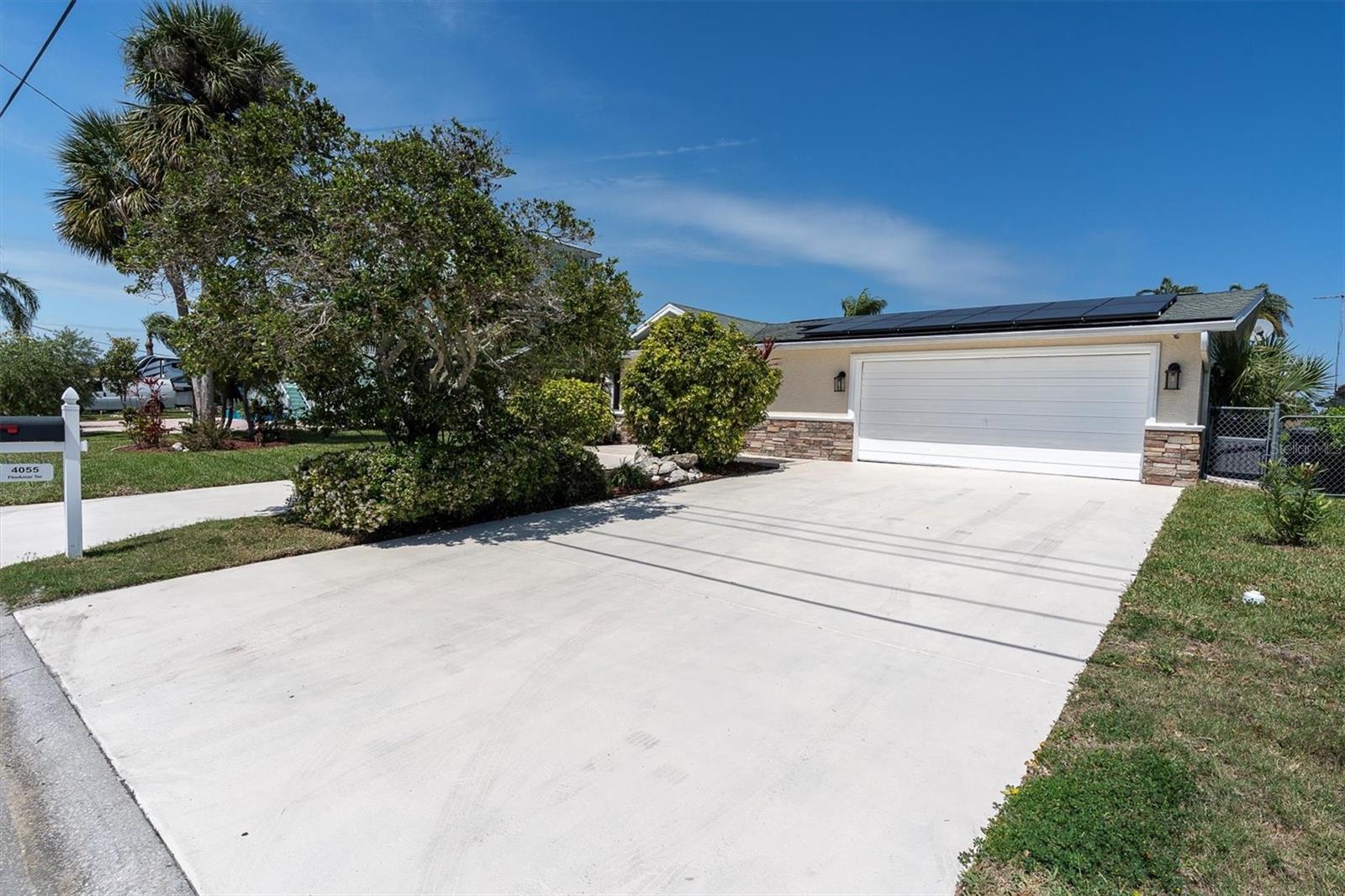 Image 47 of 53 For 4055 Floramar Terrace