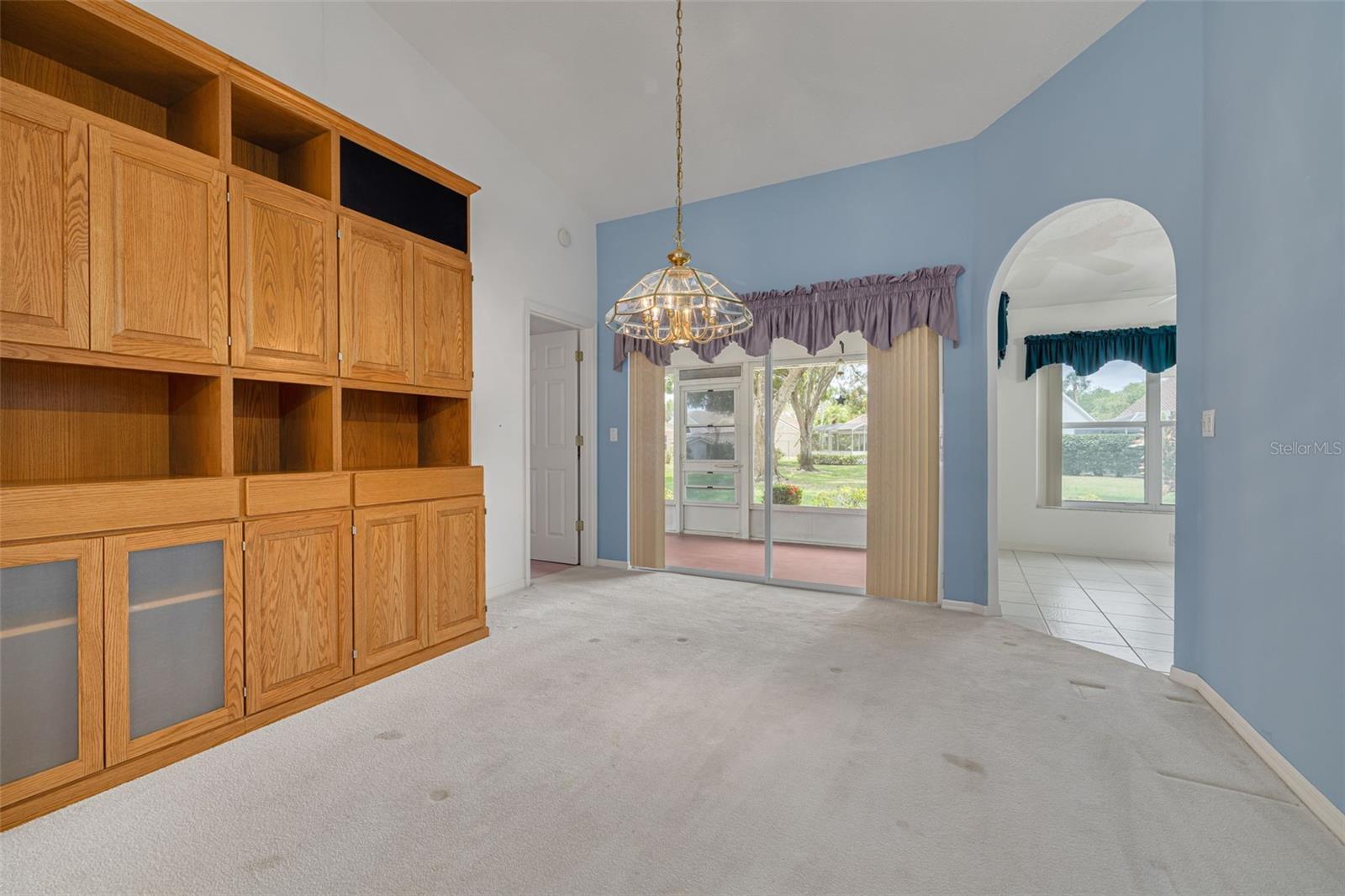 Image 11 of 57 For 5812 Garden Lakes Majestic