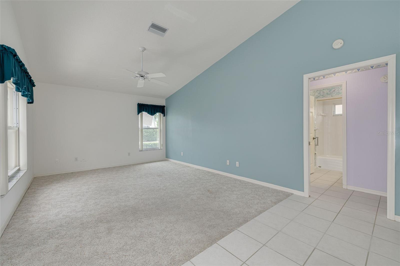 Image 18 of 57 For 5812 Garden Lakes Majestic