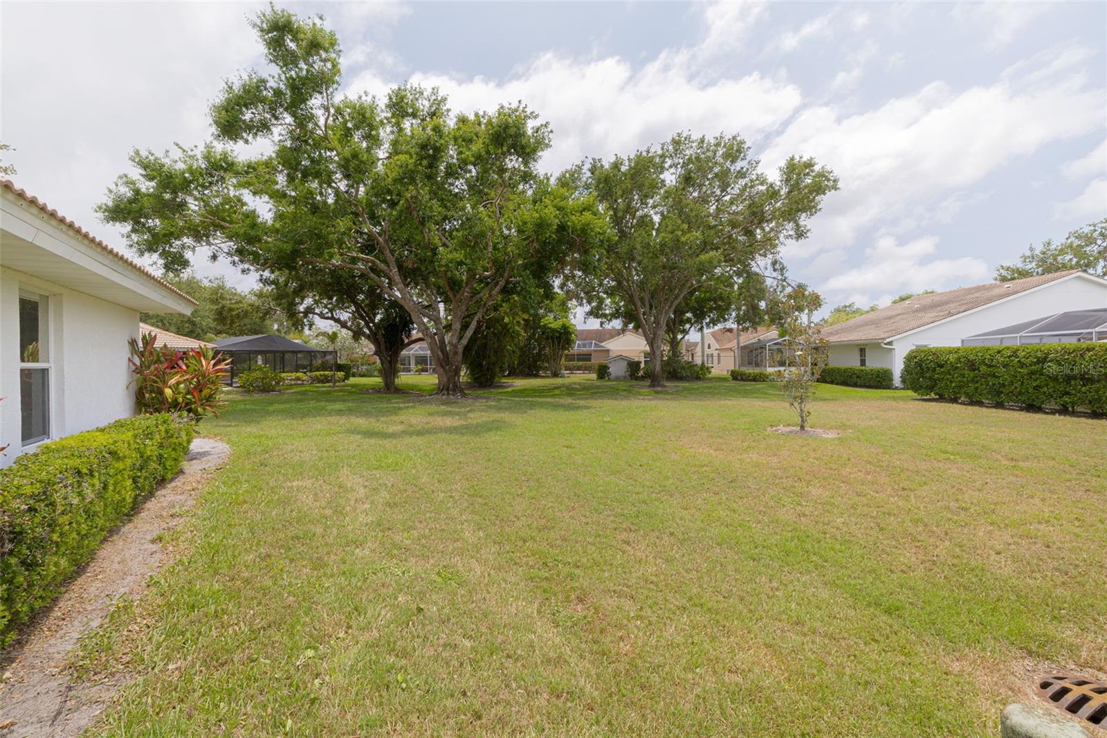Image 38 of 57 For 5812 Garden Lakes Majestic