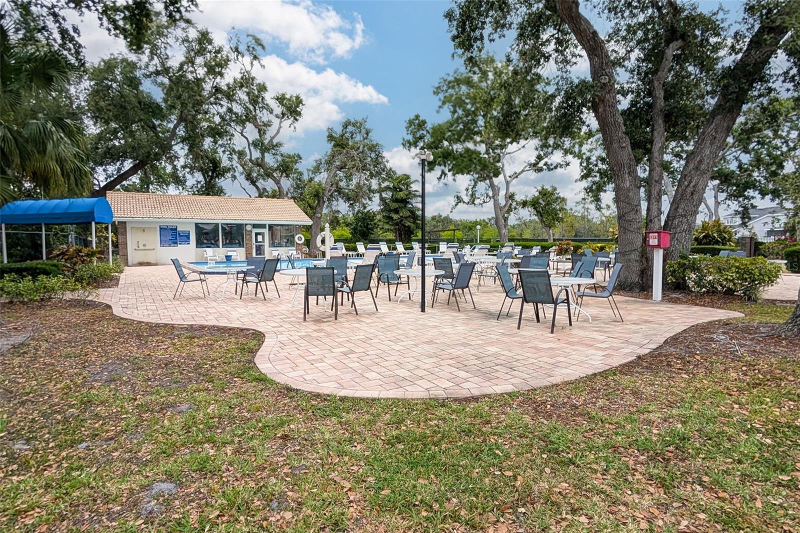 Image 47 of 57 For 5812 Garden Lakes Majestic