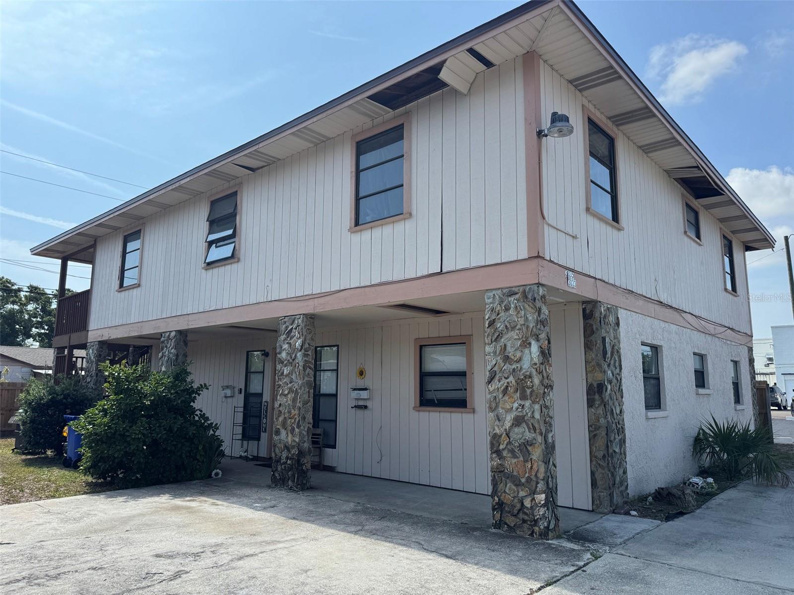 Image 3 of 8 For 3033 16th Street N