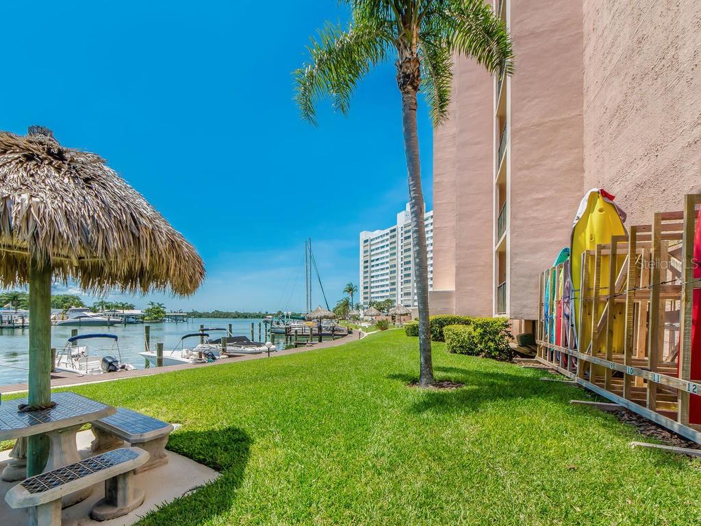 Image 40 of 48 For 51 Island Way 503