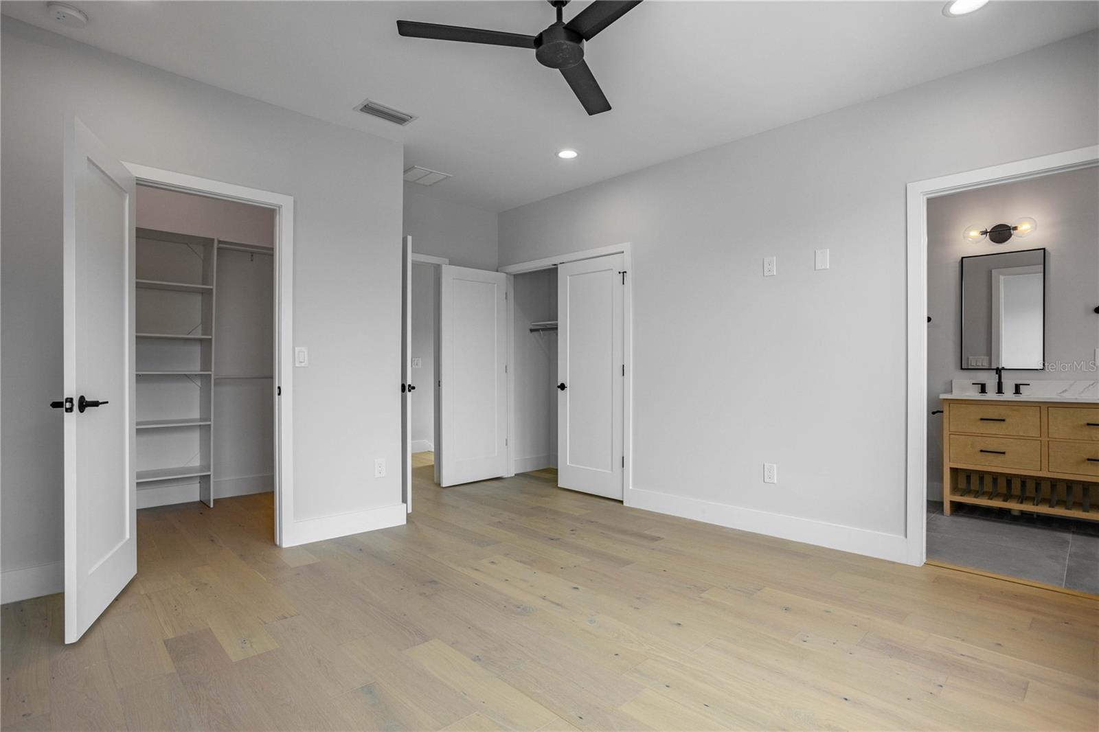 Image 14 of 23 For 607 W Euclid Ave  3