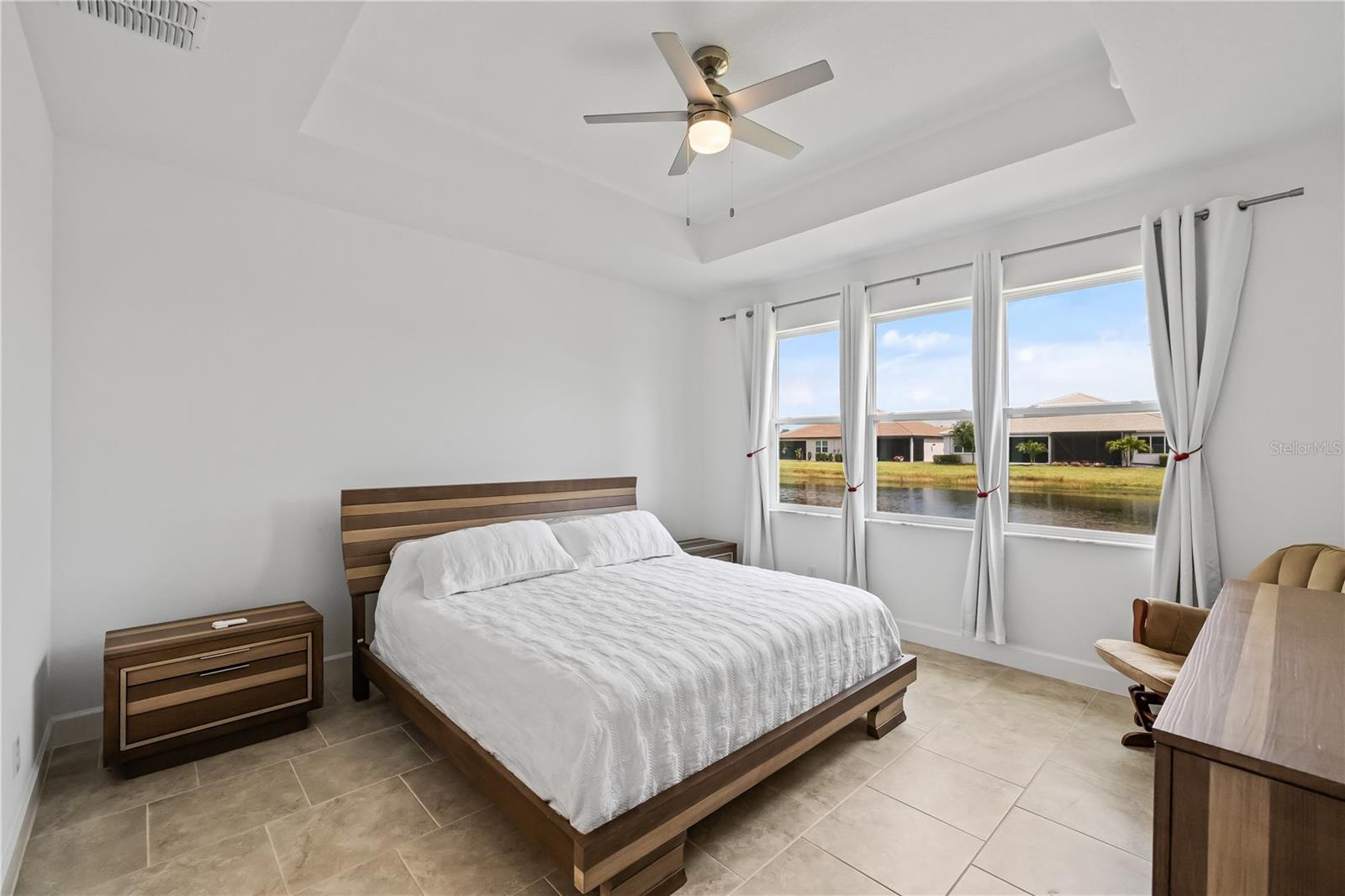 Image 14 of 42 For 4914 Sienna Isles Avenue