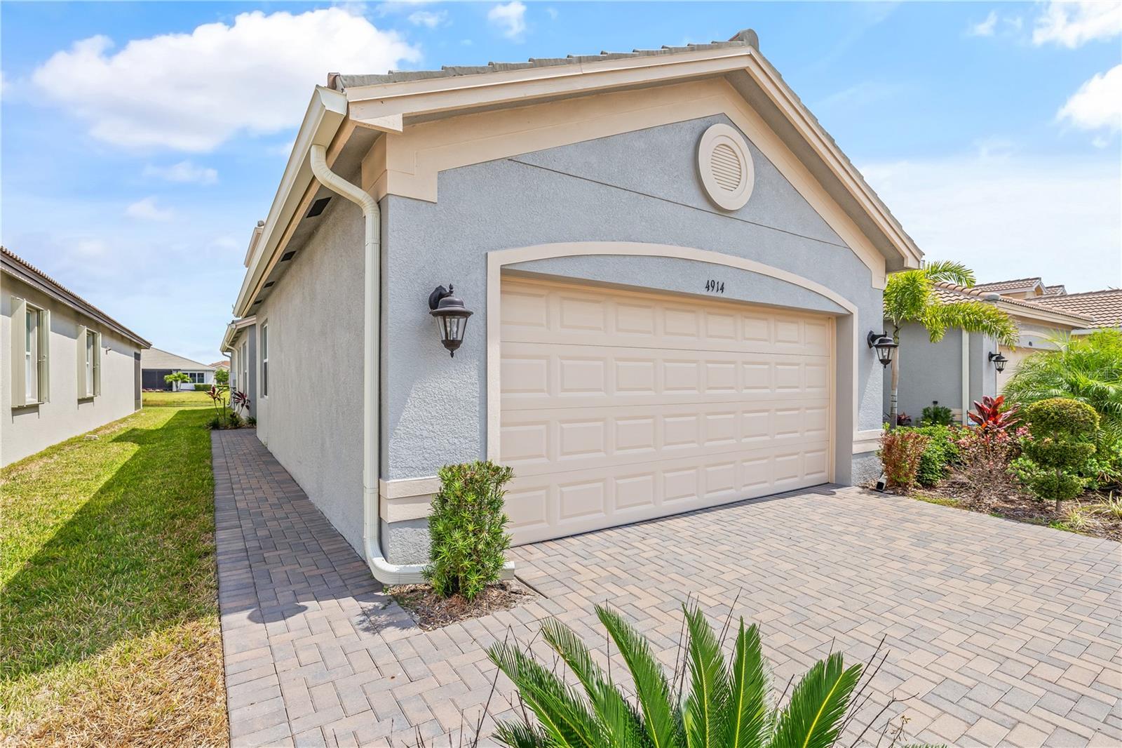 Image 2 of 42 For 4914 Sienna Isles Avenue