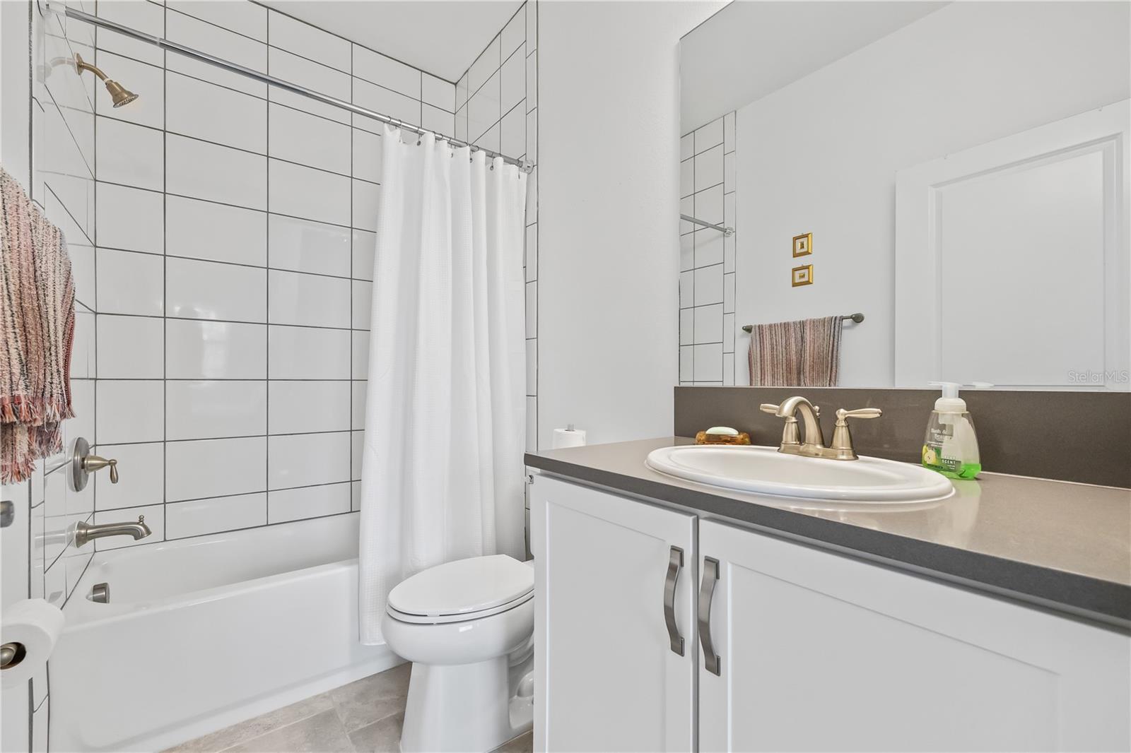 Image 20 of 42 For 4914 Sienna Isles Avenue