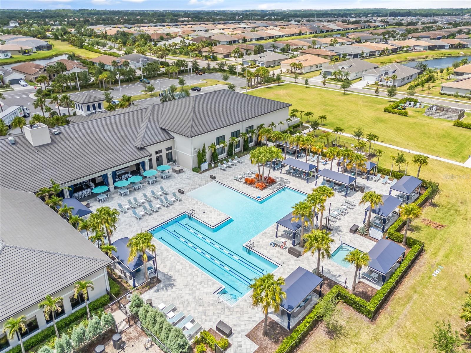 Image 33 of 42 For 4914 Sienna Isles Avenue