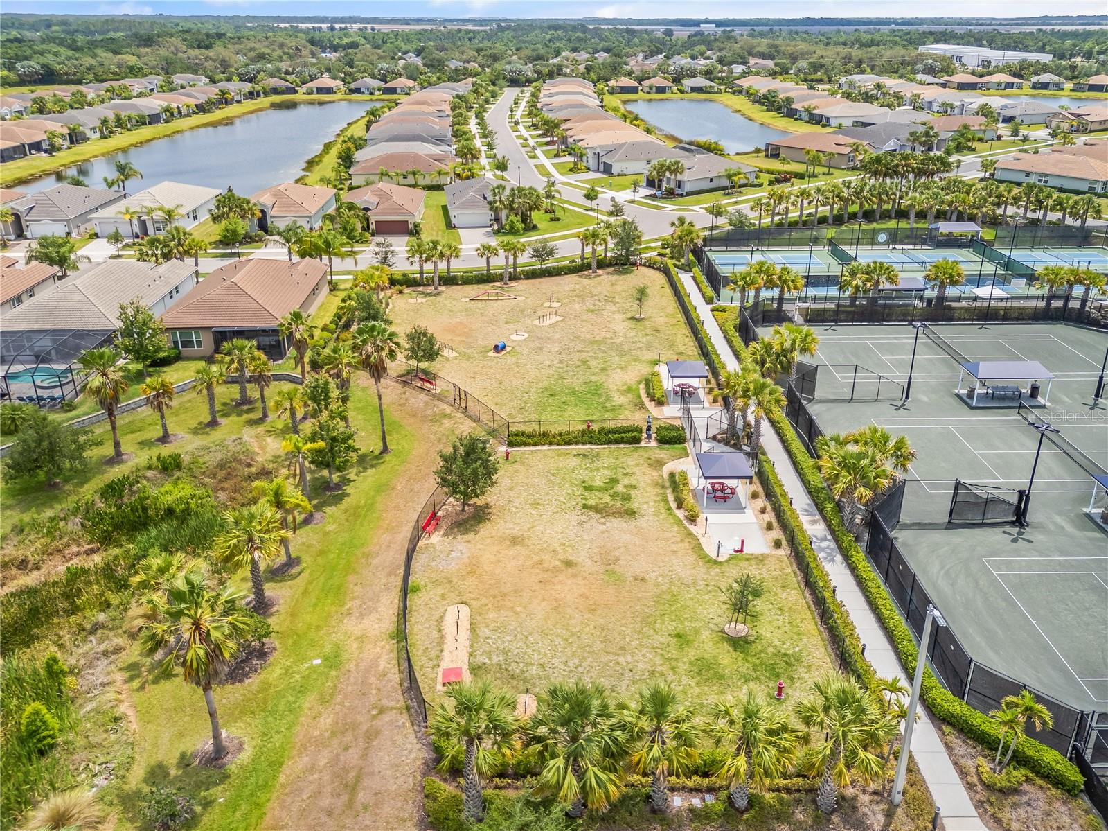 Image 34 of 42 For 4914 Sienna Isles Avenue