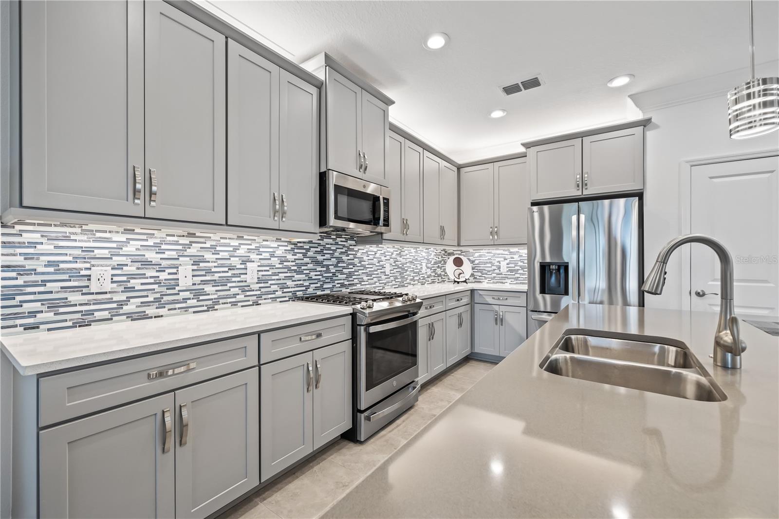 Image 7 of 42 For 4914 Sienna Isles Avenue