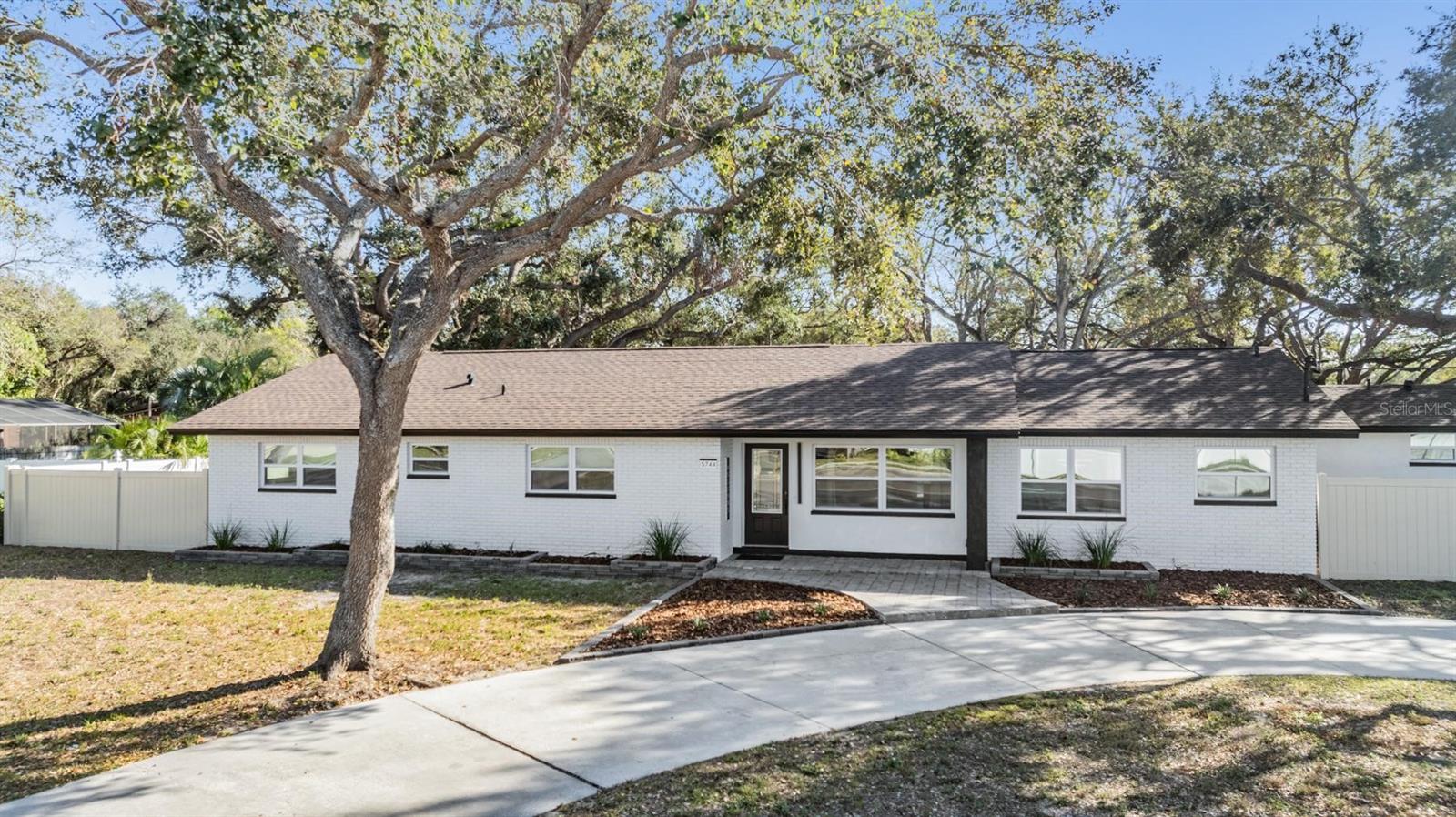 Details for 5744 150th Avenue N, CLEARWATER, FL 33760
