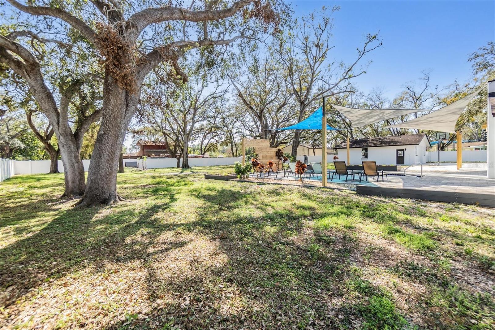 Image 31 of 44 For 5744 150th Avenue N