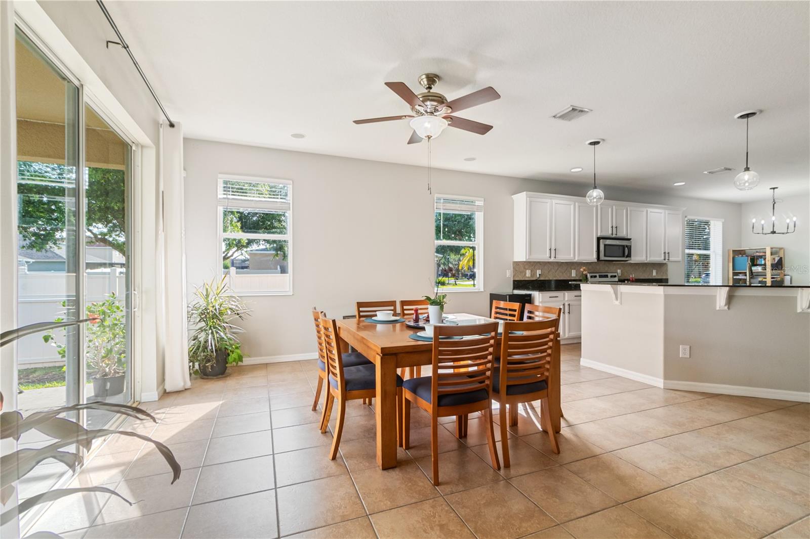 Image 12 of 49 For 2903 Cypress Bowl Road