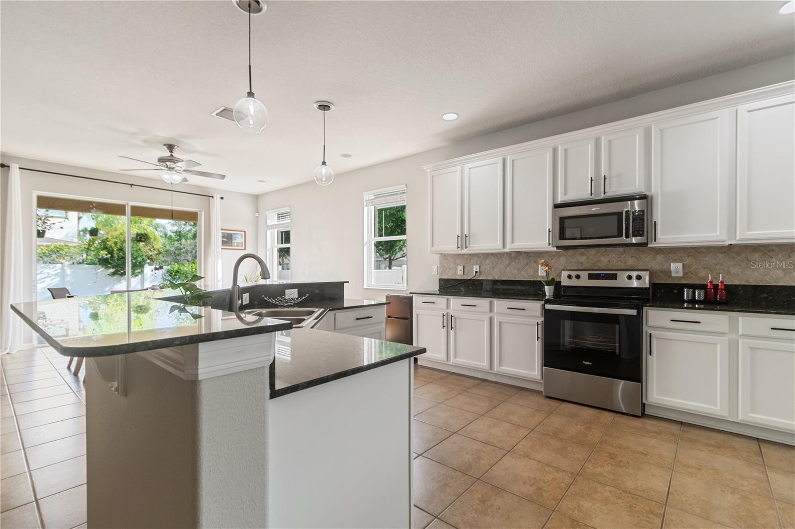 Image 9 of 49 For 2903 Cypress Bowl Road