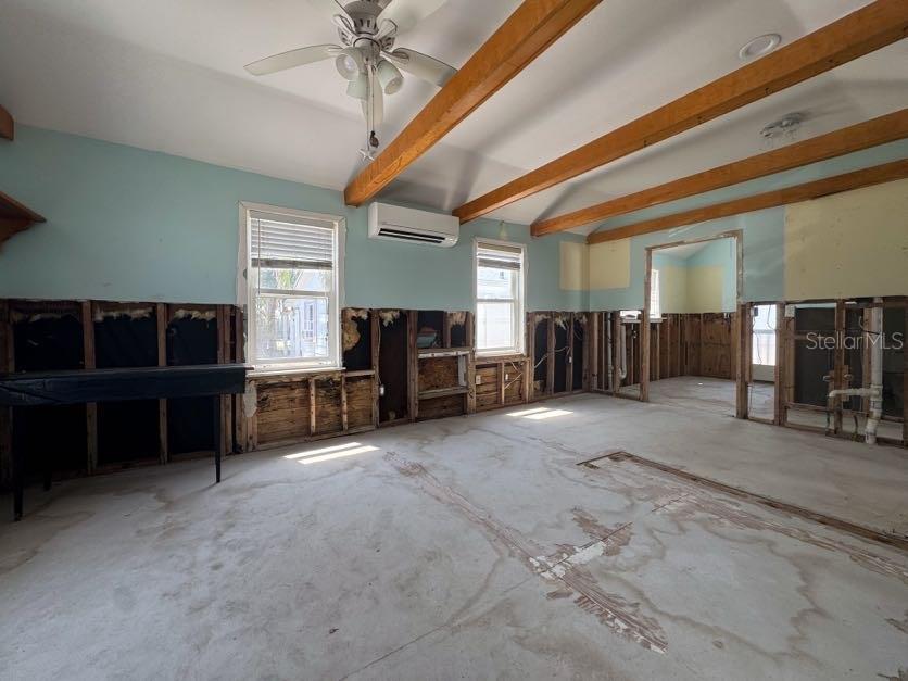 Image 13 of 27 For 13326 1st Street E