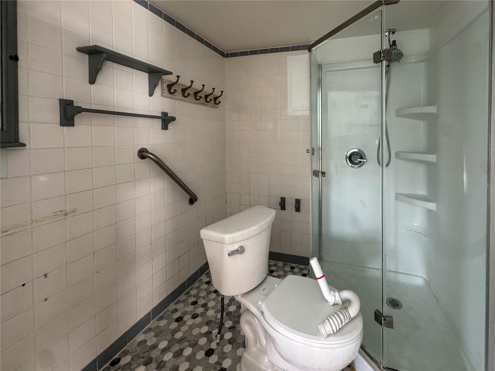 Image 19 of 27 For 13326 1st Street E