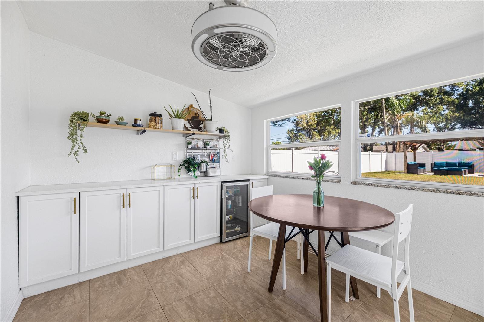 Image 10 of 20 For 5740 67th Avenue N