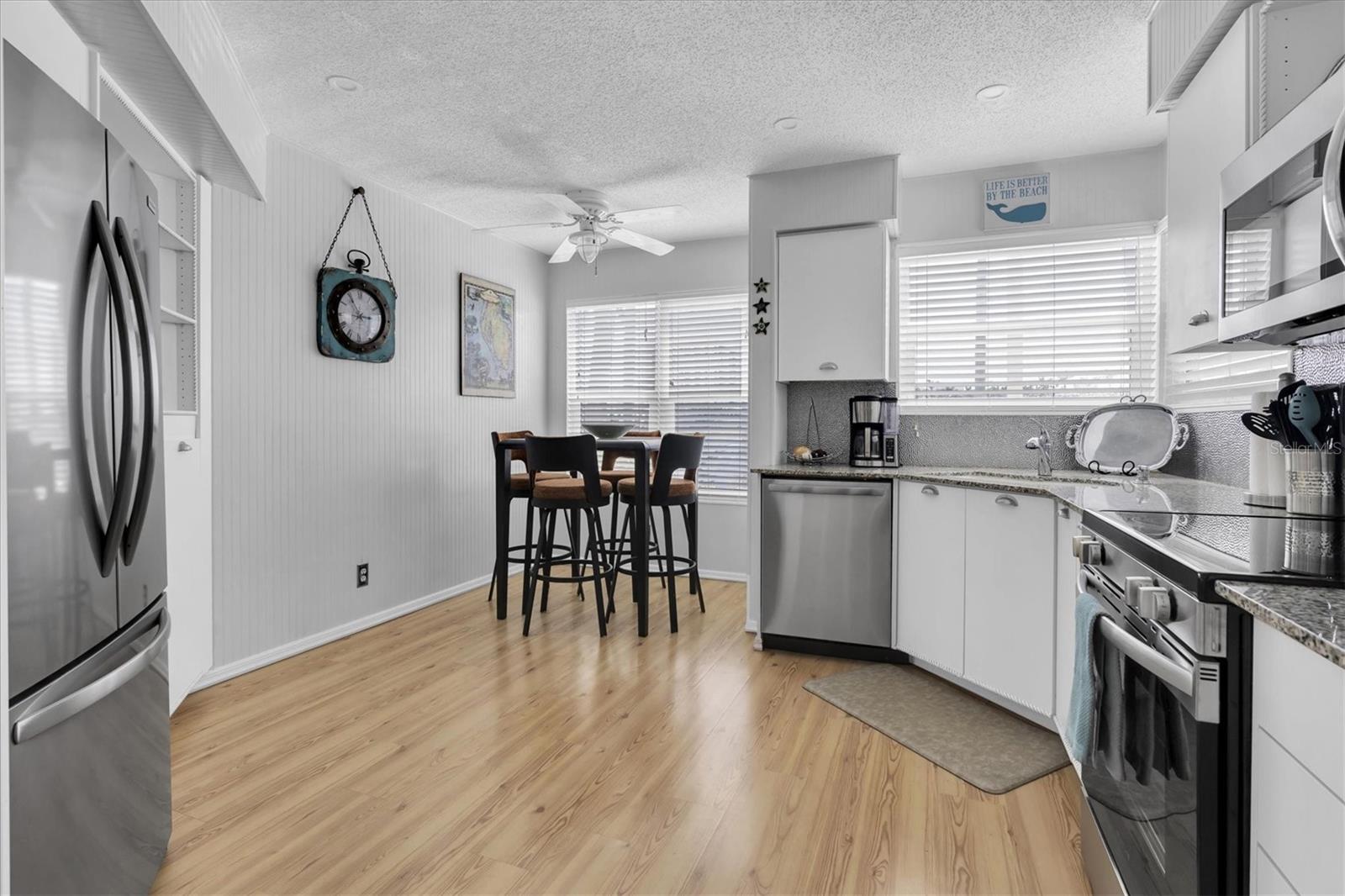 Image 12 of 41 For 6100 Bahia Del Mar Circle 105