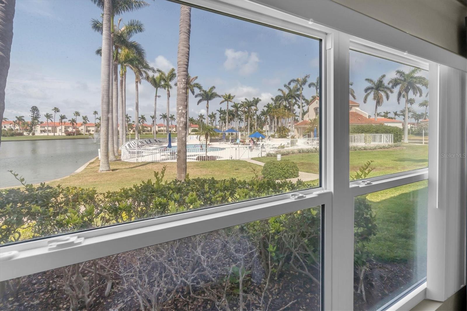 Image 21 of 41 For 6100 Bahia Del Mar Circle 105