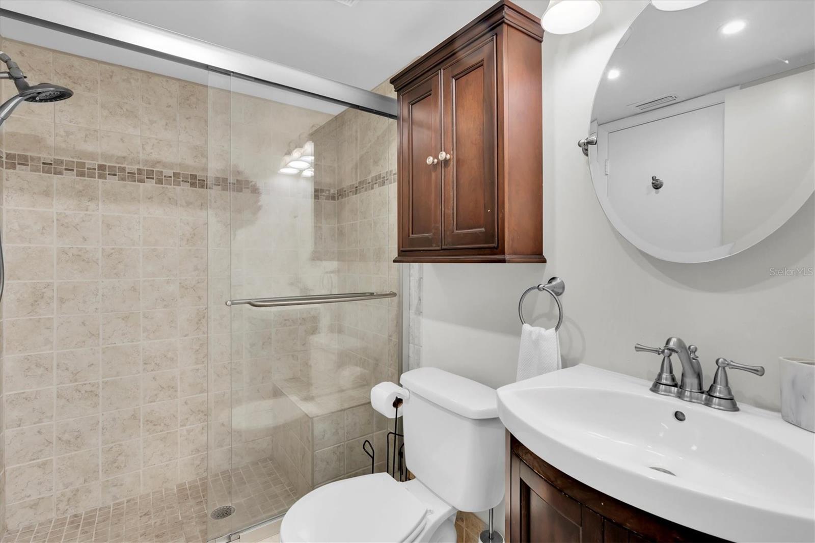 Image 30 of 41 For 6100 Bahia Del Mar Circle 105