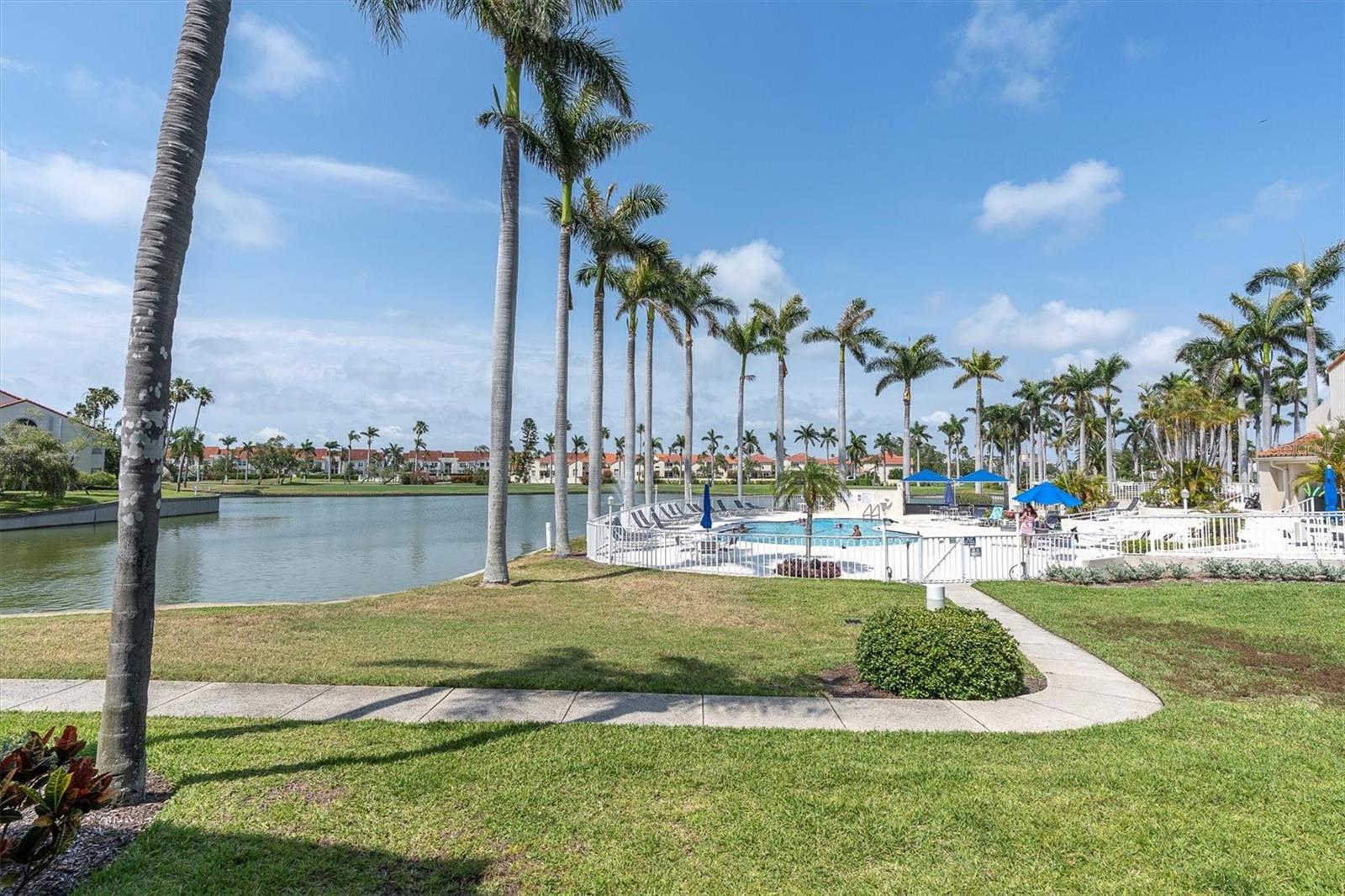 Image 32 of 41 For 6100 Bahia Del Mar Circle 105