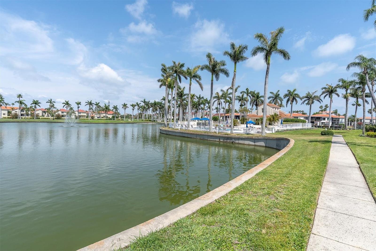 Image 38 of 41 For 6100 Bahia Del Mar Circle 105